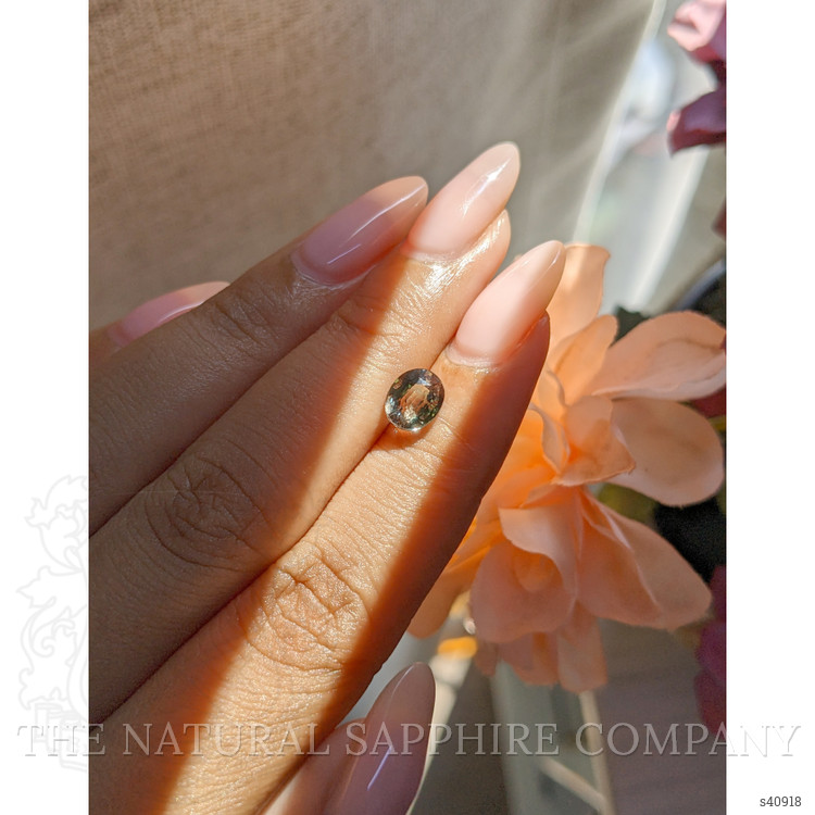 1.57 Ct. Bi Color Sapphire from Tanzania