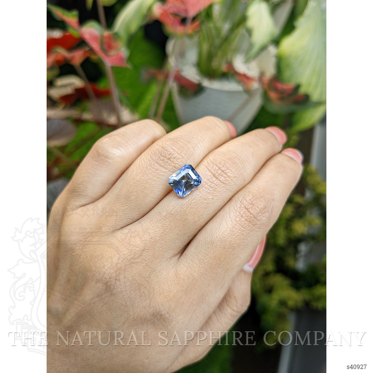 4.27 Ct. Bi Color / Parti Sapphire from Ceylon (Sri Lanka)