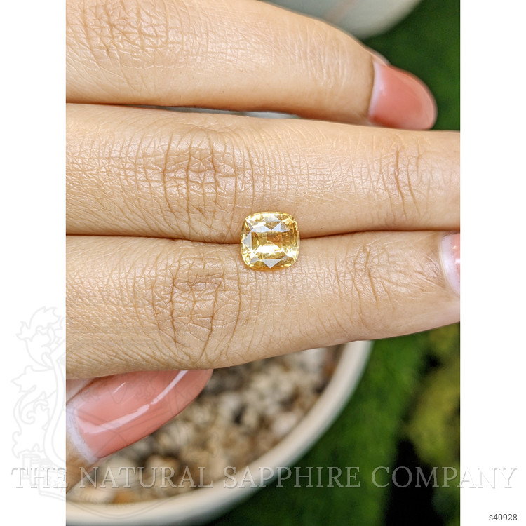 2.18 Ct. Yellow Sapphire from Ceylon (Sri Lanka)