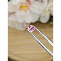 1.06 Ct. Padparadscha Sapphire from Ceylon (Sri Lanka) Life Style