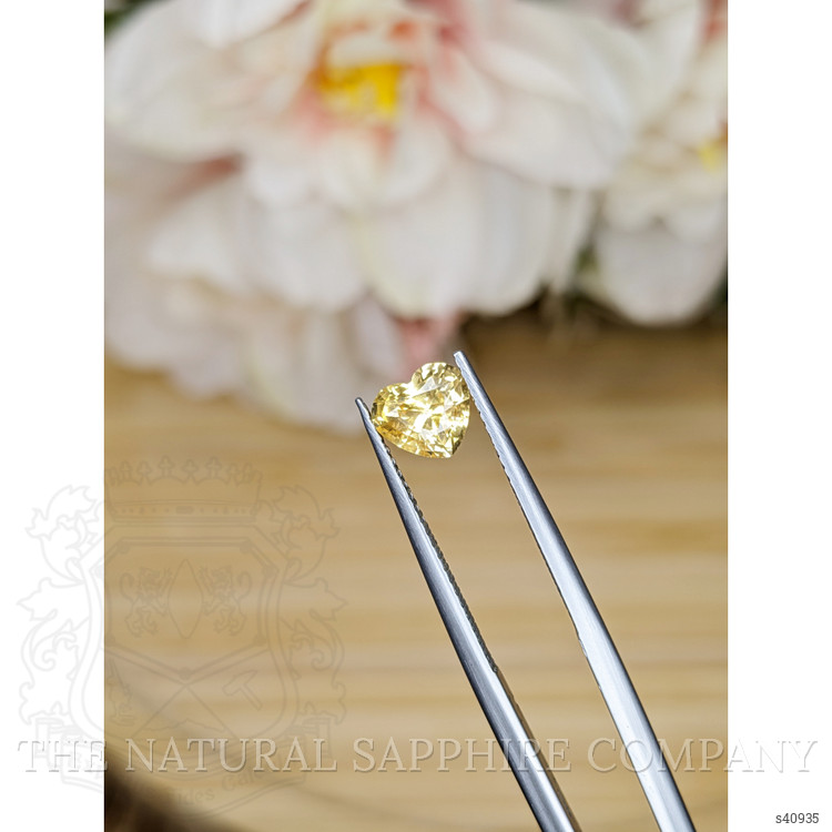 1.10 Ct. Yellow Sapphire from Ceylon (Sri Lanka)