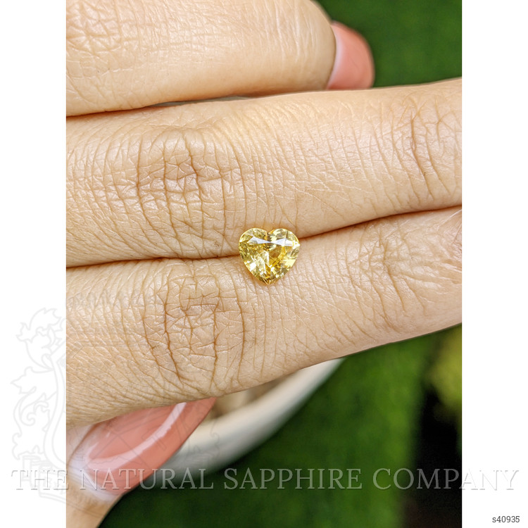 1.10 Ct. Yellow Sapphire from Ceylon (Sri Lanka)