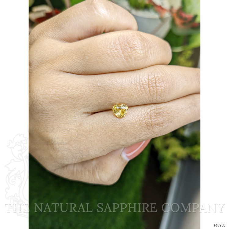 1.10 Ct. Yellow Sapphire from Ceylon (Sri Lanka)