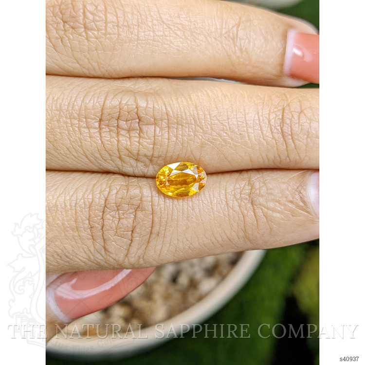 1.85 Ct. Yellowish Orange Sapphire from Ceylon (Sri Lanka)