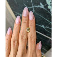 3.13 Ct. Yellow Sapphire from Ceylon (Sri Lanka) Life Style