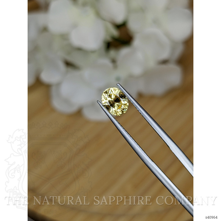 1.33 Ct. Yellow Sapphire from Ceylon (Sri Lanka)