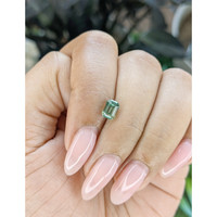 1.12 Ct. Yellowish Green Sapphire from Africa Life Style