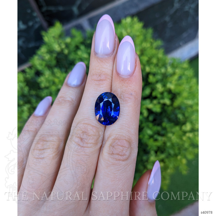 14.15 Ct. Blue Sapphire from Ceylon (Sri Lanka)