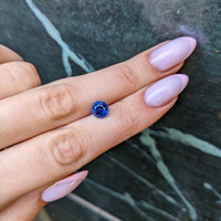 2.20 Ct. Blue Sapphire from Ceylon (Sri Lanka) Life Style