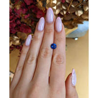 2.58 Ct. Blue Sapphire from Ceylon (Sri Lanka) Life Style