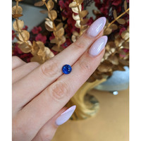 2.58 Ct. Blue Sapphire from Ceylon (Sri Lanka) Life Style