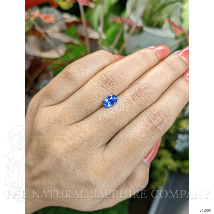 1.27 Ct. Blue Sapphire from Ceylon (Sri Lanka)