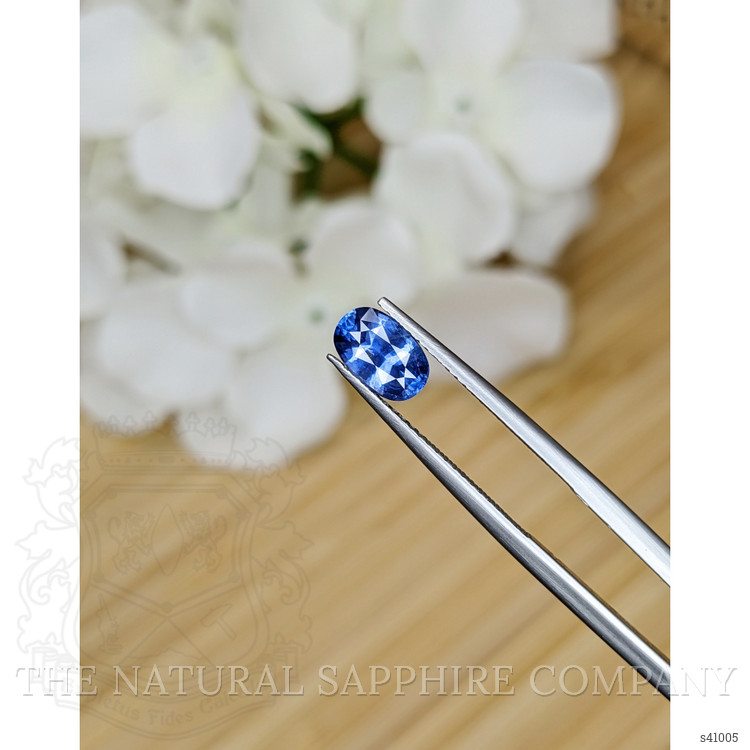 1.27 Ct. Blue Sapphire from Ceylon (Sri Lanka)