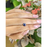 1.04 Ct. Blue Sapphire from Ceylon (Sri Lanka) Life Style