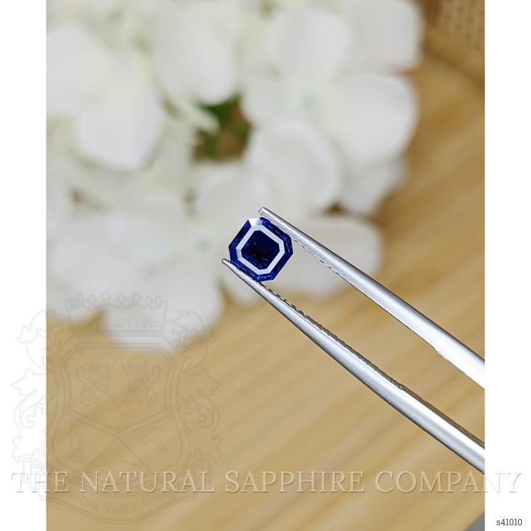 0.95 Ct. Blue Sapphire from Ceylon (Sri Lanka)