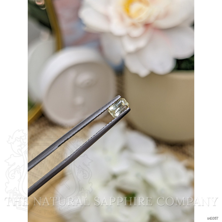 0.38 Ct. Yellow Sapphire from Ceylon (Sri Lanka)