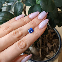 3.06 Ct. Blue Sapphire from Ceylon (Sri Lanka) Life Style