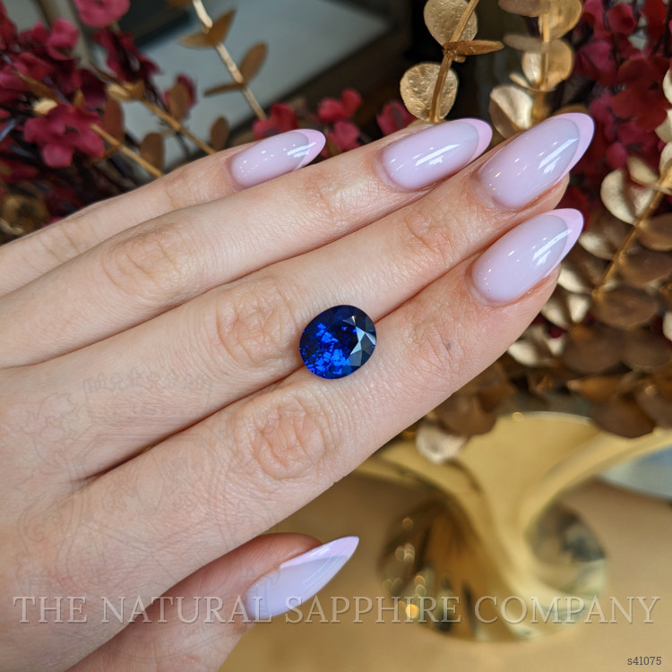 7.86 Ct. Blue Sapphire from Ceylon (Sri Lanka)