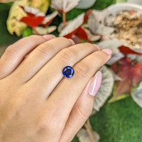 3.38 Ct. Blue Sapphire from Ceylon (Sri Lanka) Life Style