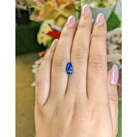 2.09 Ct. Blue Sapphire from Ceylon (Sri Lanka) Life Style