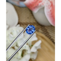 3.21 Ct. Blue Sapphire from Ceylon (Sri Lanka) Life Style