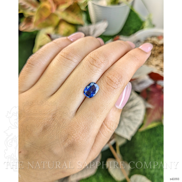 2.58 Ct. Blue Sapphire from Ceylon (Sri Lanka)