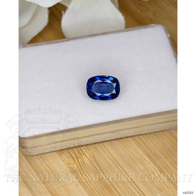 2.58 Ct. Blue Sapphire from Ceylon (Sri Lanka)