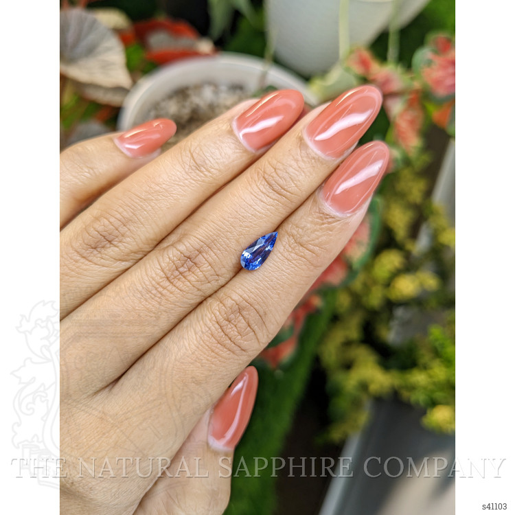 1.09 Ct. Blue Sapphire from Ceylon (Sri Lanka)
