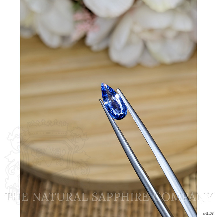 1.09 Ct. Blue Sapphire from Ceylon (Sri Lanka)