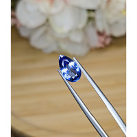 2.28 Ct. Blue Sapphire from Ceylon (Sri Lanka) Life Style