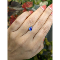 1.27 Ct. Blue Sapphire from Ceylon (Sri Lanka) Life Style
