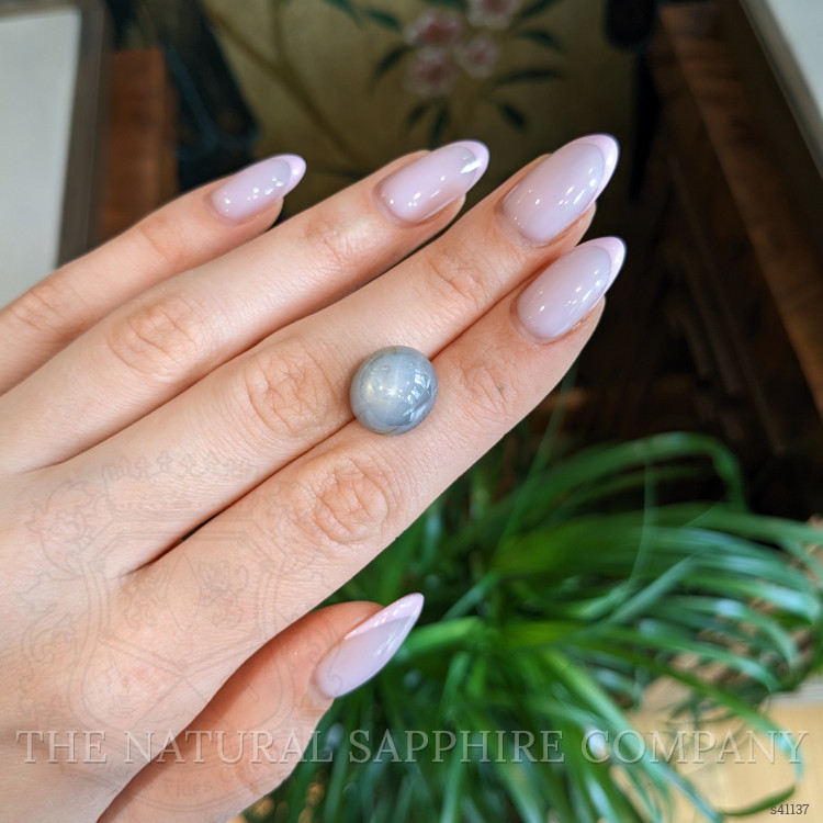 18.88 Ct. Greyish Blue Star Sapphire from Ceylon (Sri Lanka)