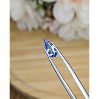 1.25 Ct. Bi Color / Parti Sapphire from Ceylon (Sri Lanka) Life Style