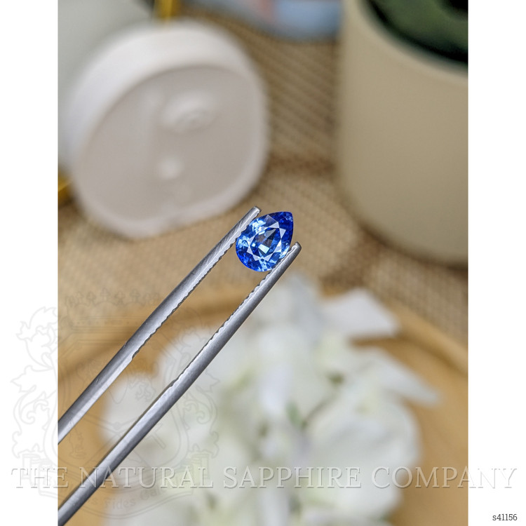 0.95 Ct. Blue Sapphire from Ceylon (Sri Lanka)
