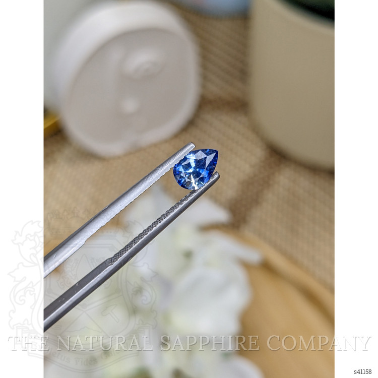 0.87 Ct. Bi Color / Parti Sapphire from Ceylon (Sri Lanka)