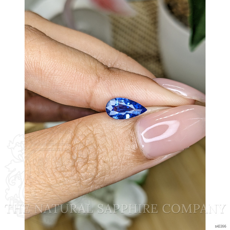 1.00 Ct. Blue Sapphire from Ceylon (Sri Lanka)