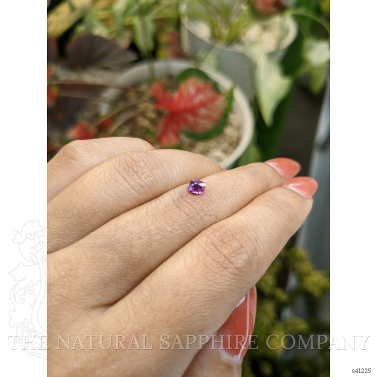 0.43 Ct. Purplish Pink Sapphire from Ceylon (Sri Lanka)