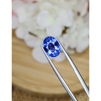 5.05 Ct. Blue Sapphire from Ceylon (Sri Lanka) Life Style