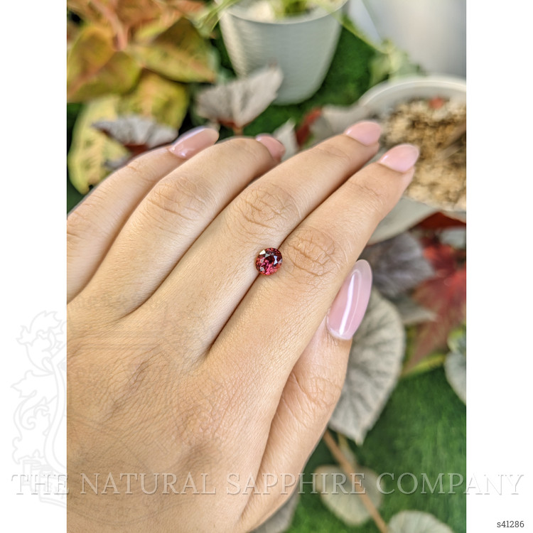 1.23 Ct. Padparadscha Sapphire from Ceylon (Sri Lanka)
