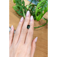3.15 Ct. Green Sapphire from Madagascar Life Style