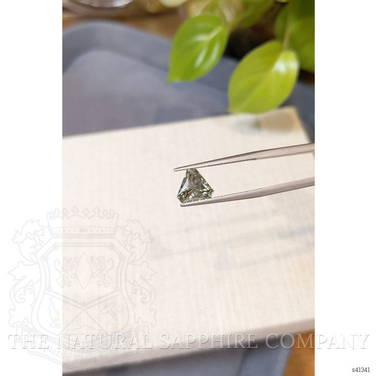 2.41 Ct. Yellowish Green Sapphire from Montana