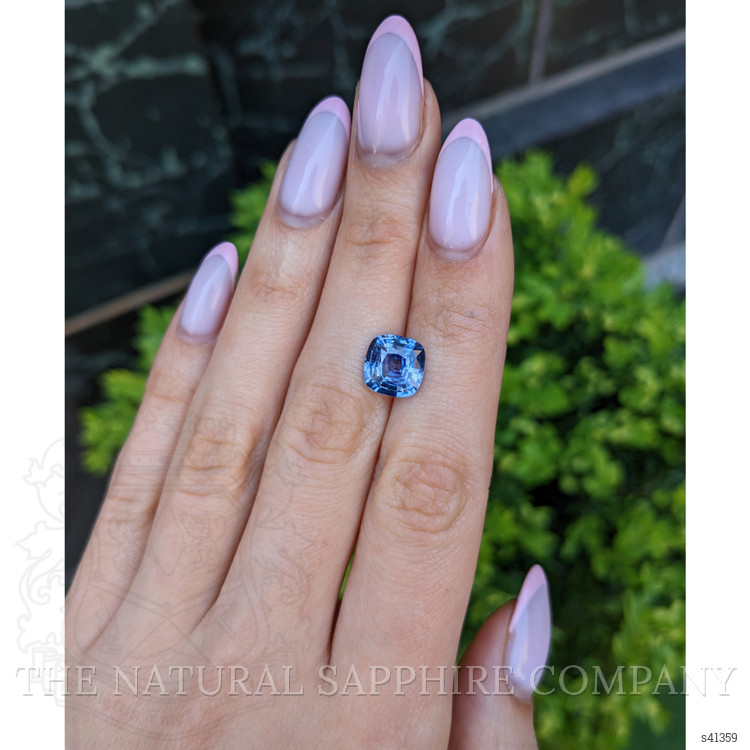 4.31 Ct. Blue Sapphire from Ceylon (Sri Lanka)