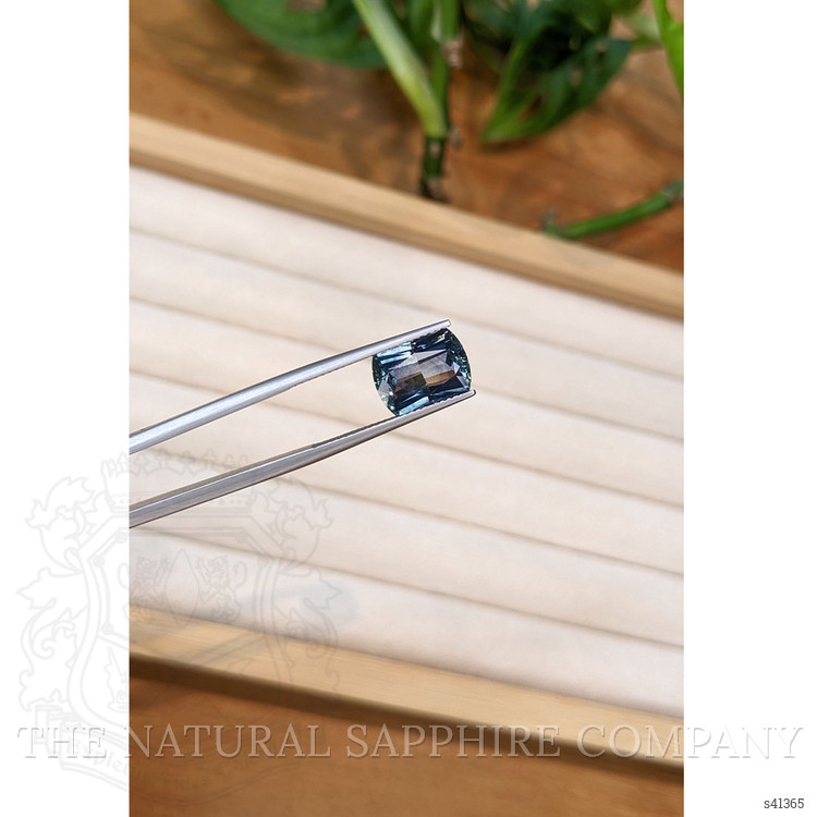 4.33 Ct. Bluish Green Sapphire from Montana