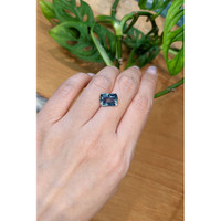 4.33 Ct. Bluish Green Sapphire from Montana Life Style