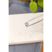 0.92 Ct. Bluish Green Sapphire from Montana Life Style