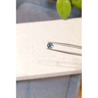 0.86 Ct. Bluish Green Sapphire from Montana Life Style