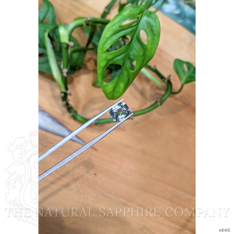 4.39 Ct. Greenish Blue Sapphire from Ceylon (Sri Lanka)