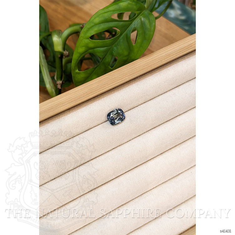 4.39 Ct. Greenish Blue Sapphire from Ceylon (Sri Lanka)