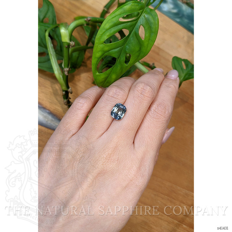 4.39 Ct. Greenish Blue Sapphire from Ceylon (Sri Lanka)