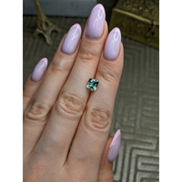 2.25 Ct. Bi Color Sapphire from Ceylon (Sri Lanka) Life Style